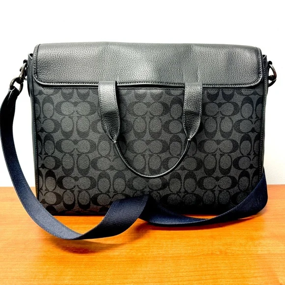 COACH Sullivan Portfolio Brief in Signature Canvas C9873. Great condition! - Picture 11 of 11